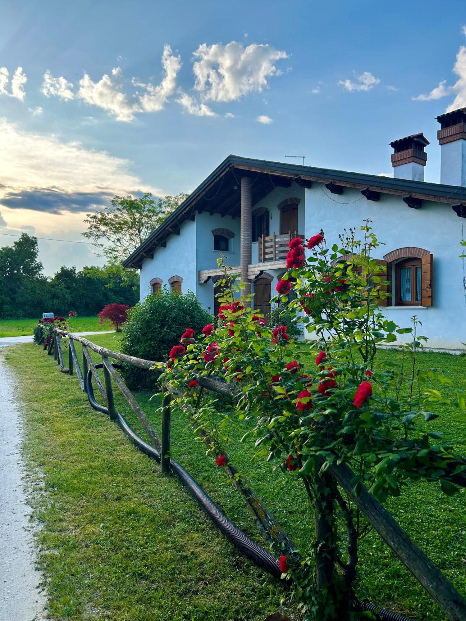 B&B Il Sentiero Ноале Екстер'єр фото